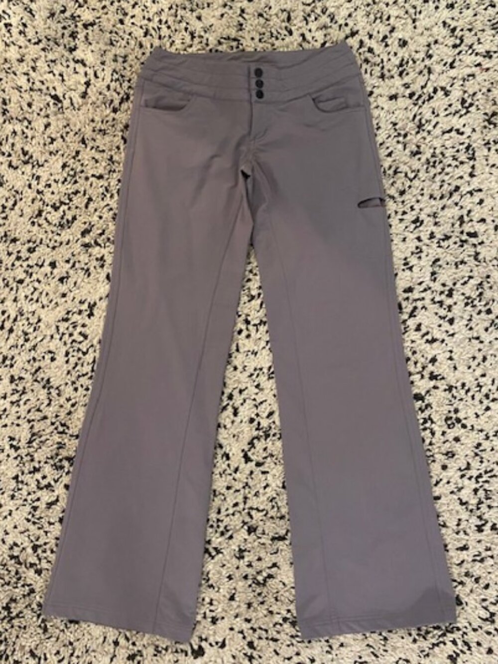 Lululemon Glossy Lips Low Rise Grey Size 8 (30 Long)